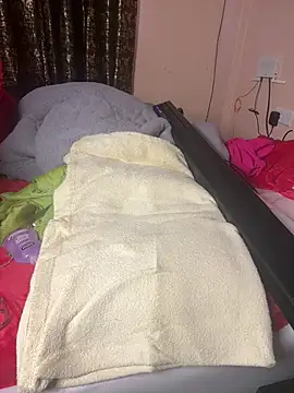 LolaLerato7 online show from April 12, 2026, 6:05 am