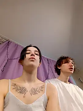 Snapshot of Eva_Robin chatting on April 11, 2026, 12:20 pm Eva Robin online show from April 11, 2026, 12:20 pm