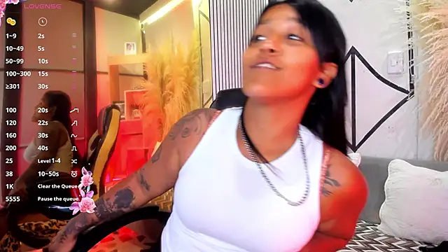 Snapshot of LexiAdamss chatting on April 16, 2026, 12:28 pm LexiAdamss online show from April 16, 2026, 12:28 pm