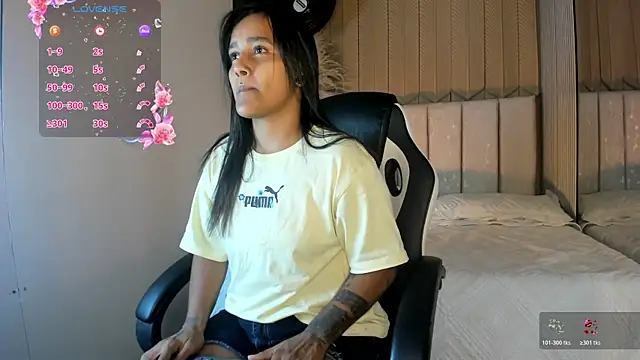 LexiAdamss online show from May 29, 2026, 1:28 pm