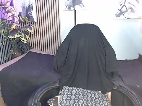 Snapshot of wildcock_tamarra chatting on April 10, 2026, 10:55 am wildcock tamarra online show from April 10, 2026, 10:55 am