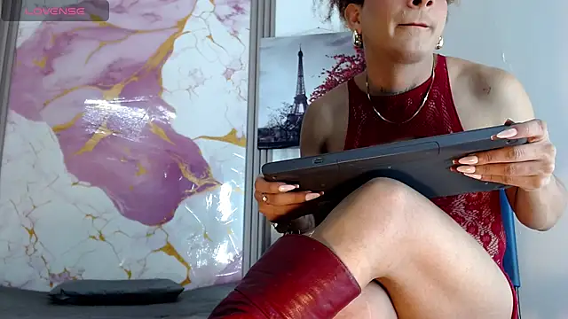 Sharlotte Jones online show from April 13, 2026, 11:58 am