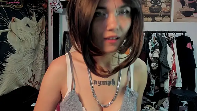 Anneharperr online show from April 12, 2026, 9:34 am