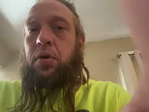 kuntryg8338 online show from April 19, 2026, 8:55 pm