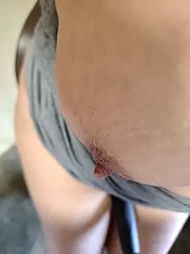 dayanesexxy online show from April 22, 2026, 6:09 am