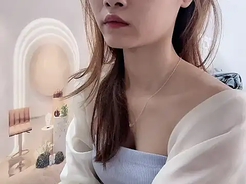 Snapshot of ___Nami___ chatting on April 21, 2026, 1:42 am Nami online show from April 21, 2026, 1:42 am