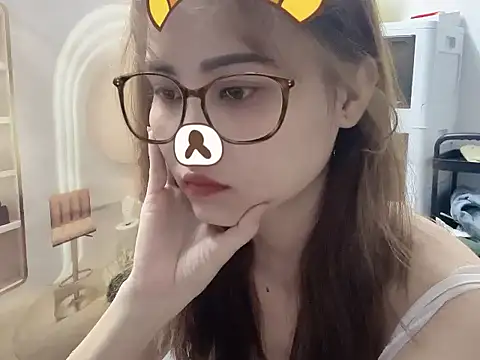 Snapshot of ___Nami___ chatting on May 23, 2026, 1:10 pm Nami online show from May 23, 2026, 1:10 pm