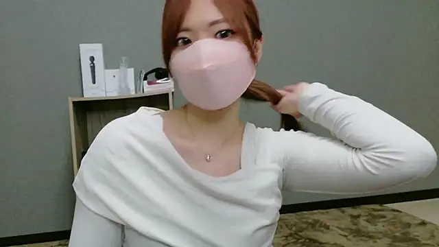YUA 0425 online show from June 7, 2026, 1:38 pm