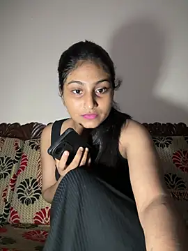 Rabeyaakter09 online show from June 16, 2026, 4:40 pm