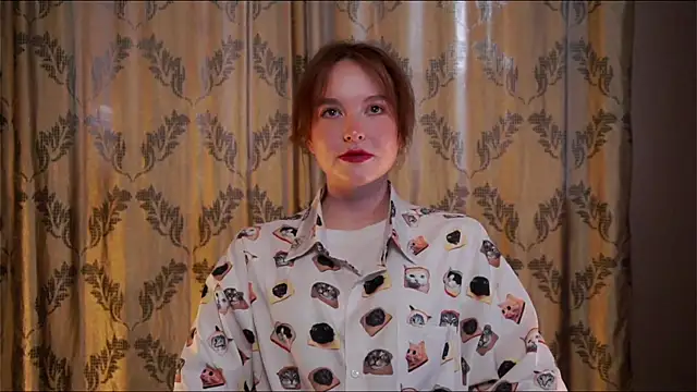 ElbaMarvier online show from April 8, 2026, 9:33 am