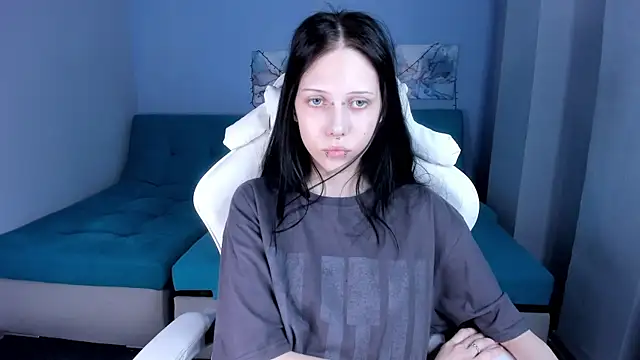 Snapshot of SugarBunny18 chatting on July 13, 2026, 4:56 am SugarBunny18 online show from July 13, 2026, 4:56 am