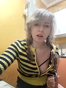 TaynaSecret online show from April 5, 2026, 8:26 pm