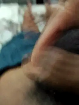 smalldick691333 online show from April 19, 2026, 6:47 am