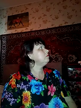 AuroKaria online show from April 4, 2026, 8:21 am