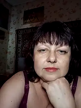 AuroKaria online show from April 9, 2026, 1:28 pm