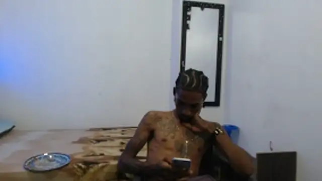 Snapshot of burrodelacosta chatting on May 25, 2026, 3:17 am burrodelacosta online show from May 25, 2026, 3:17 am