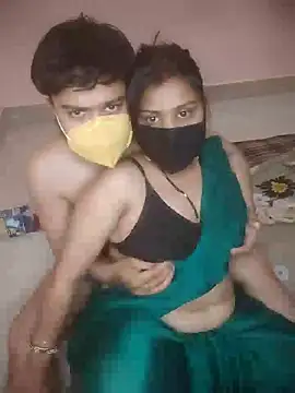 Snapshot of SURAJSAVITA chatting on April 9, 2026, 8:04 pm SURAJSAVITA online show from April 9, 2026, 8:04 pm