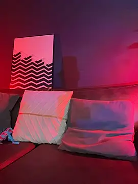 EvangelineLove  online show from April 9, 2026, 7:53 pm