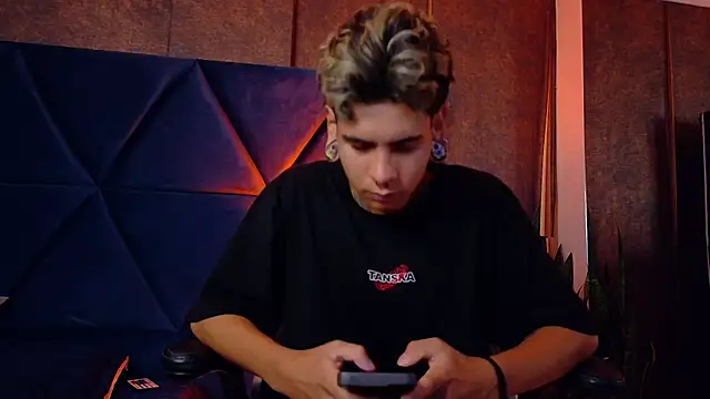 Bel Sebu online show from April 15, 2026, 3:45 am