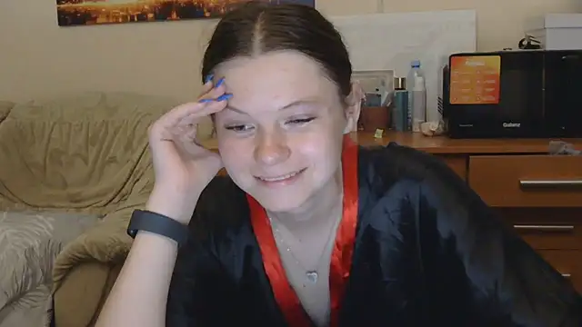 Snapshot of JessicaHolland1 chatting on July 1, 2026, 7:25 pm JessicaHolland1 online show from July 1, 2026, 7:25 pm