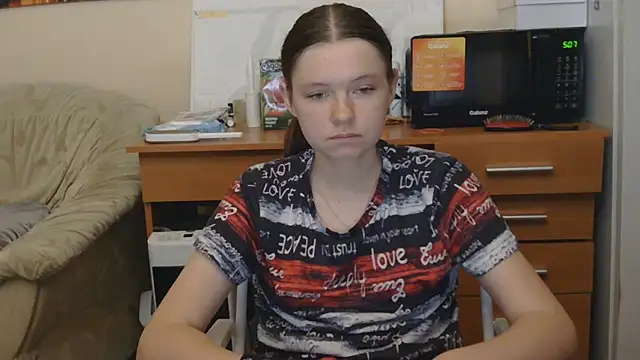 Snapshot of JessicaHolland1 chatting on July 13, 2026, 5:56 pm JessicaHolland1 online show from July 13, 2026, 5:56 pm