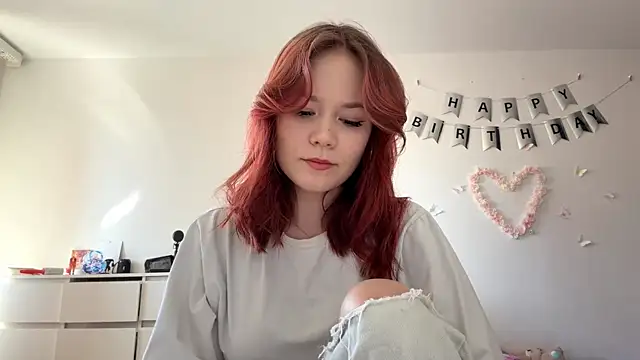 BernieceFender online show from April 5, 2026, 9:05 am