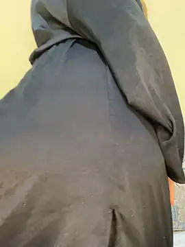 QueenDeema7 online show from April 14, 2026, 9:36 am