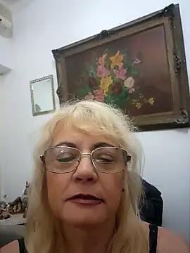 MatureElegantWidow online show from April 13, 2026, 11:53 pm