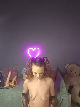 Bea doll online show from April 6, 2026, 9:49 pm