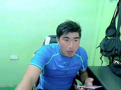 Snapshot of Hunkfireman chatting on June 15, 2026, 1:17 am Hunkfireman online show from June 15, 2026, 1:17 am