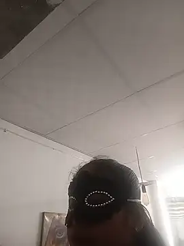 SWEETI HORNY50 online show from May 29, 2026, 2:06 am