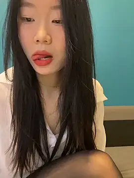 ZHJKS9988 online show from April 15, 2026, 2:06 am