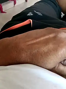 Snapshot of rajsinghfucking chatting on April 4, 2026, 3:24 am rajsinghfucking online show from April 4, 2026, 3:24 am