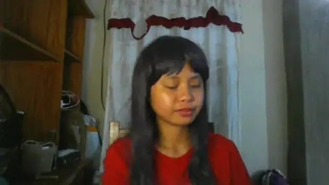 Snapshot of BethelScholnick chatting on April 16, 2026, 11:33 am BethelScholnick online show from April 16, 2026, 11:33 am