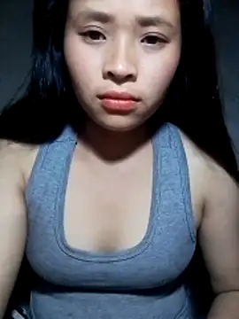 Liss-mimi online show from April 17, 2026, 11:24 am