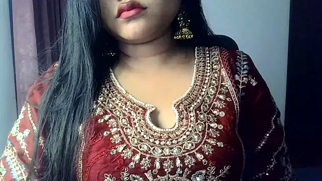 Snapshot of Rani_015 chatting on May 31, 2026, 2:12 pm Rani 015 online show from May 31, 2026, 2:12 pm