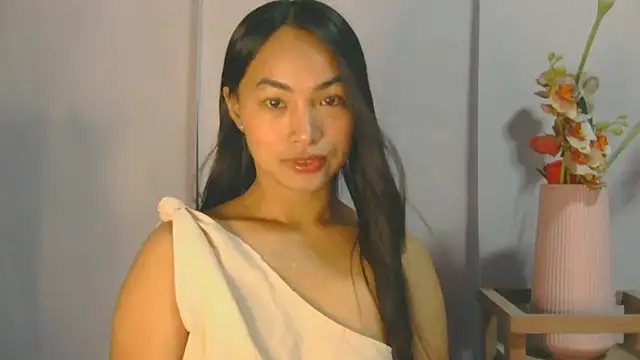 Snapshot of CherlynRuffino chatting on April 9, 2026, 2:02 am CherlynRuffino online show from April 9, 2026, 2:02 am