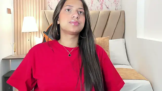 Snapshot of Atiena_ chatting on April 8, 2026, 4:52 pm Atiena online show from April 8, 2026, 4:52 pm