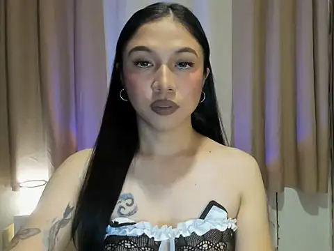 Snapshot of camilla_wild chatting on July 30, 2026, 5:45 pm camilla wild online show from July 30, 2026, 5:45 pm