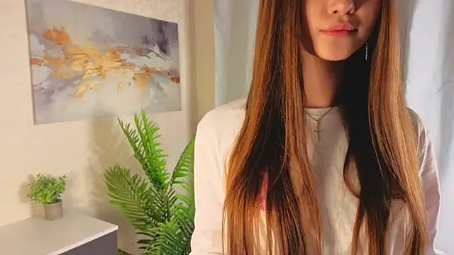 Snapshot of LuraPodraza chatting on April 12, 2026, 4:10 pm LuraPodraza online show from April 12, 2026, 4:10 pm