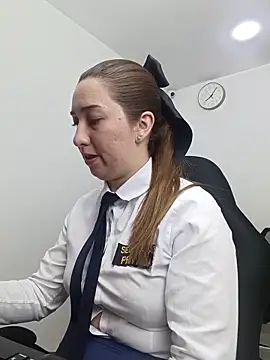 Snapshot of suzy-111 chatting on April 9, 2026, 1:07 am suzy-111 online show from April 9, 2026, 1:07 am