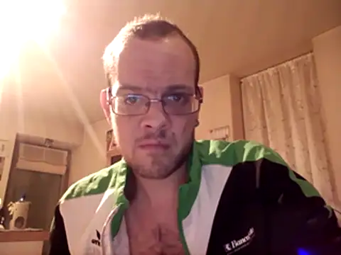 pig94pig online show from April 17, 2026, 8:22 pm