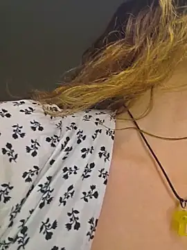 Snapshot of CelineBoyer_ chatting on June 20, 2026, 8:58 pm CelineBoyer online show from June 20, 2026, 8:58 pm