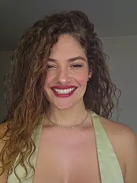 Snapshot of CelineBoyer_ chatting on July 13, 2026, 8:08 pm CelineBoyer online show from July 13, 2026, 8:08 pm