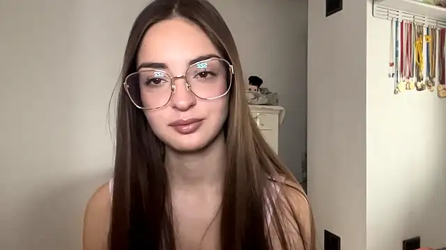 Rita Sargoni online show from April 11, 2026, 2:43 pm