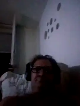 Snapshot of damdam13 chatting on July 19, 2026, 2:09 am damdam13 online show from July 19, 2026, 2:09 am