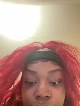 MimiMocha online show from April 5, 2026, 9:43 pm