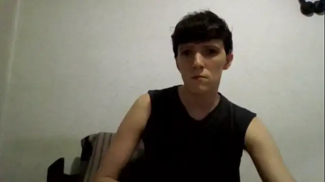 Snapshot of henriemj chatting on July 21, 2026, 4:47 am henriemj online show from July 21, 2026, 4:47 am