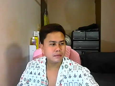 Snapshot of tipsy_butter chatting on July 20, 2026, 2:41 pm tipsy butter online show from July 20, 2026, 2:41 pm