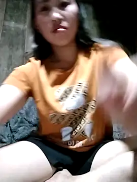 Yo-must online show from April 7, 2026, 9:16 pm